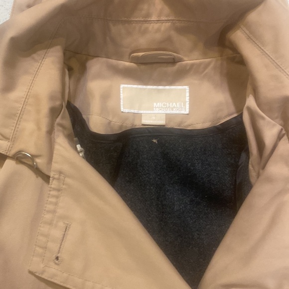 Classic trench coat - Picture 4 of 6